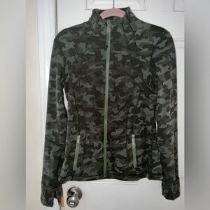 Green lululemon jacket brand new condition